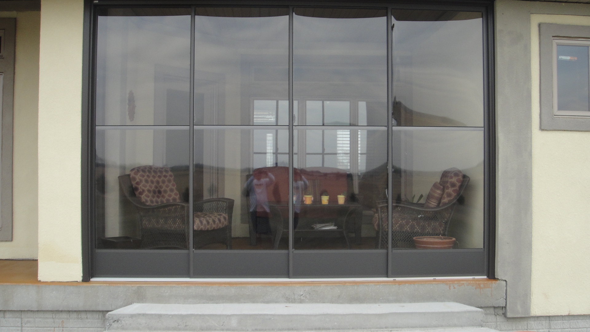 Roth - 4T4P - vinyl-DESKTOP-V1ODHBK