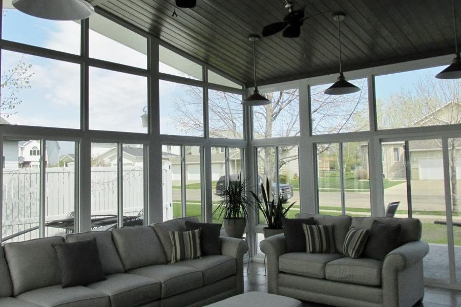 Screen Room